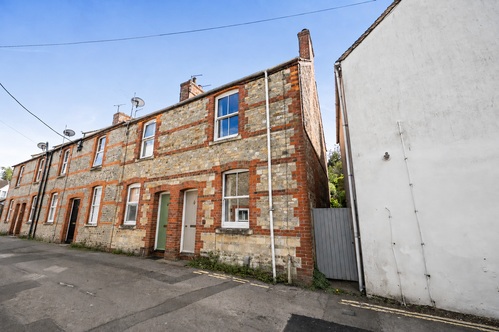 Property photo 2 of 22