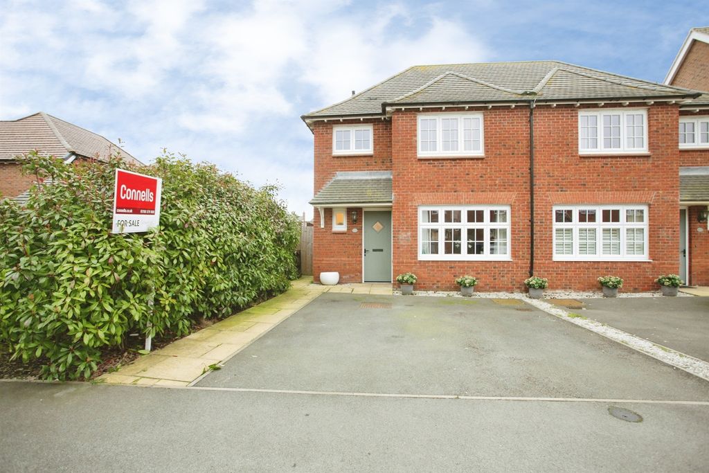 Property photo 1 of 28