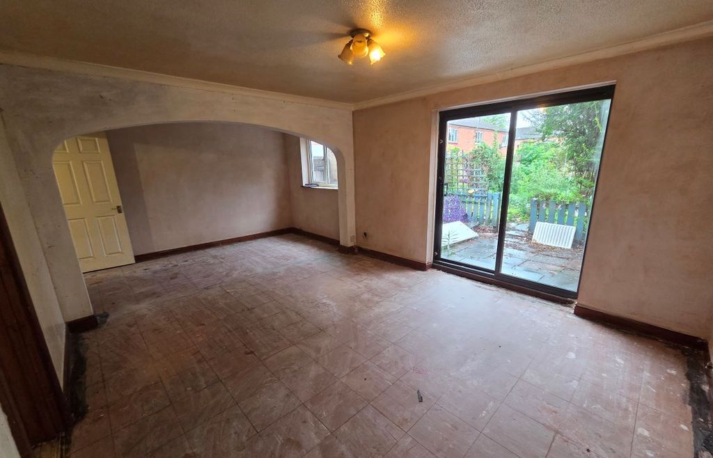 Property photo 3 of 29