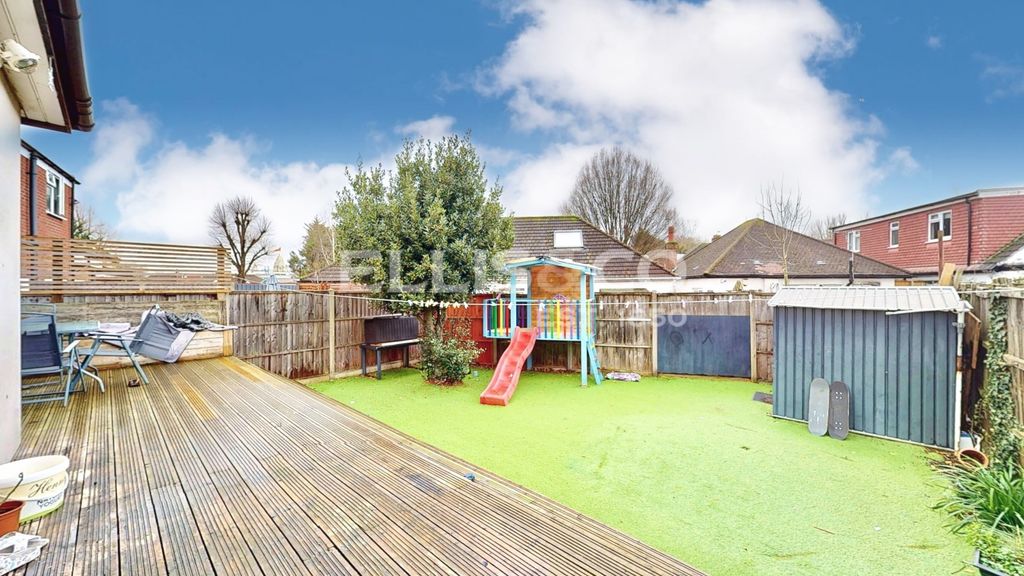 Property photo 3 of 31 Picture No. 14