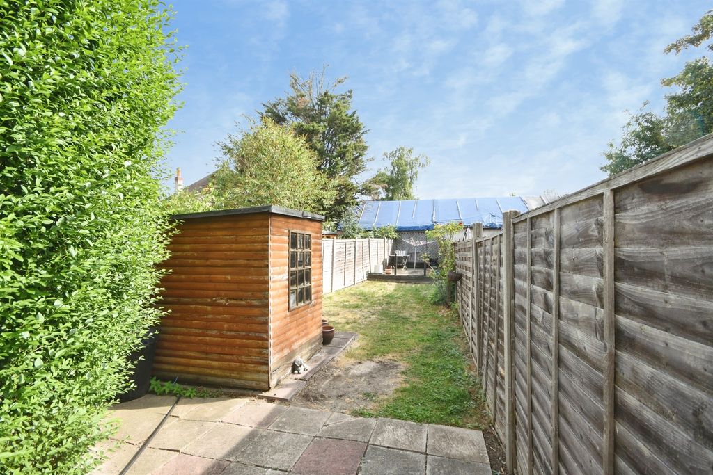 Property photo 2 of 16