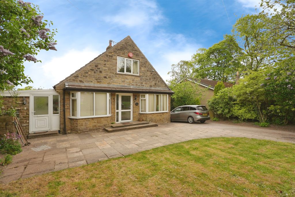 Property photo 2 of 18