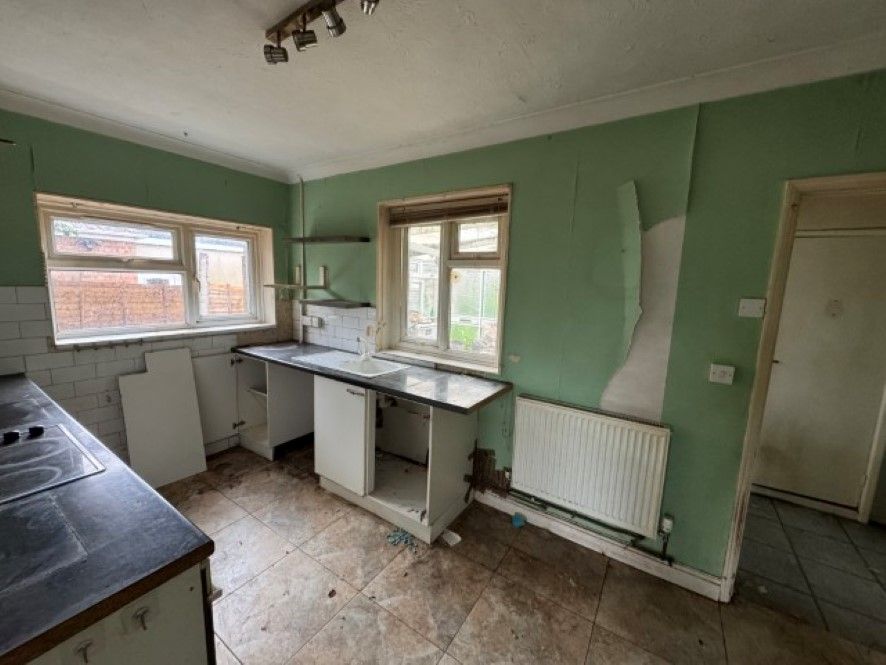 Property photo 3 of 8