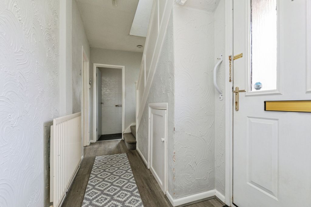 Property photo 1 of 18 Pbox-Unknown-330846.Jpg
