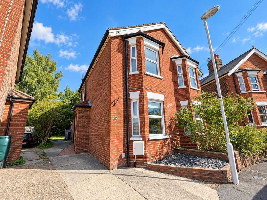 Property photo 1 of 10