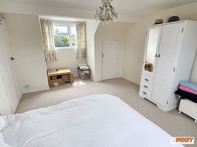 Property photo 2 of 24 Photo 17