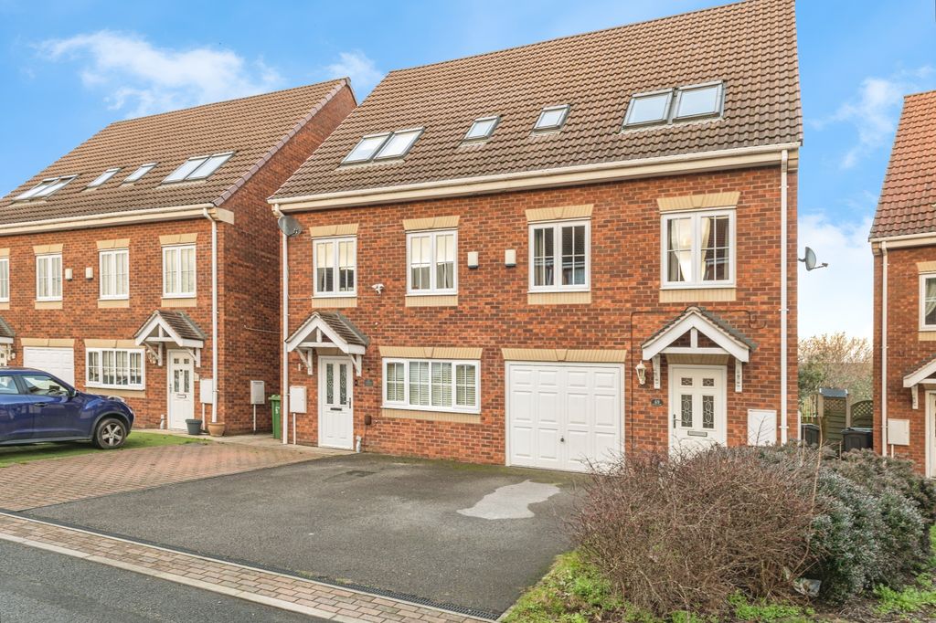 Property photo 1 of 15 The Property