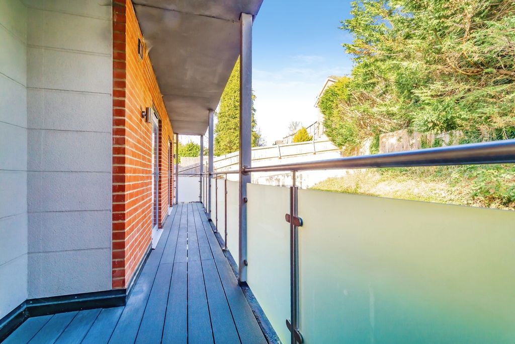 Property photo 3 of 15 Pbox-Img.Jpg