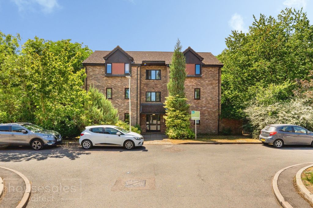 Property photo 1 of 7