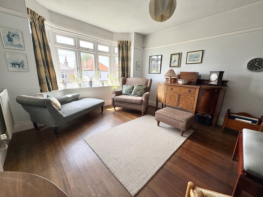 Property photo 2 of 29