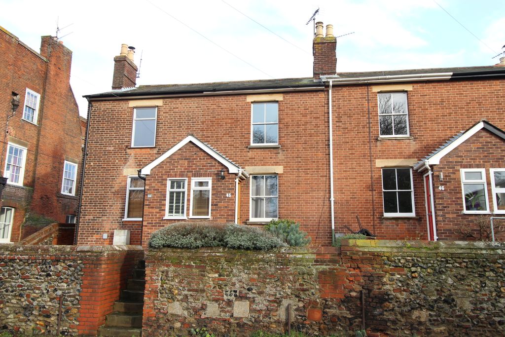 Property photo 1 of 12