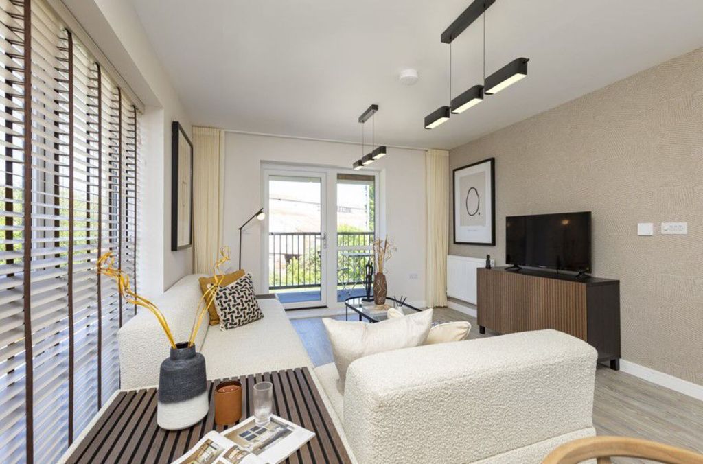 Additional image 4 of 1 bed flat for saleEbbsfleet Cross, Greenford, Greenhithe DA9