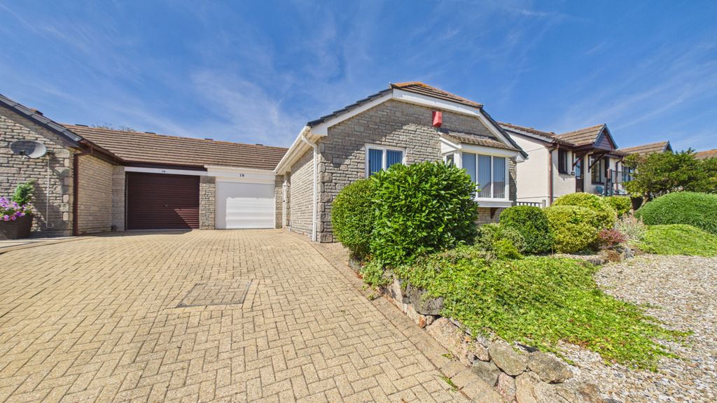 Property photo 1 of 16 Bungalow For Sale