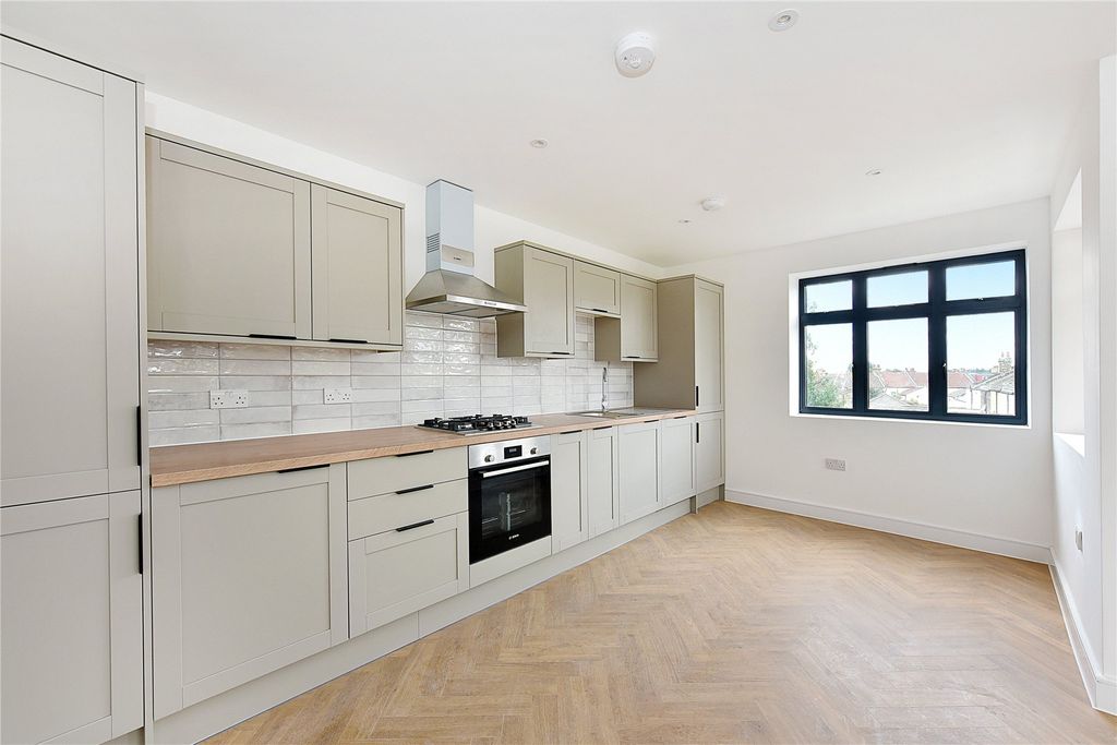 Property photo 2 of 8 Picture No. 05