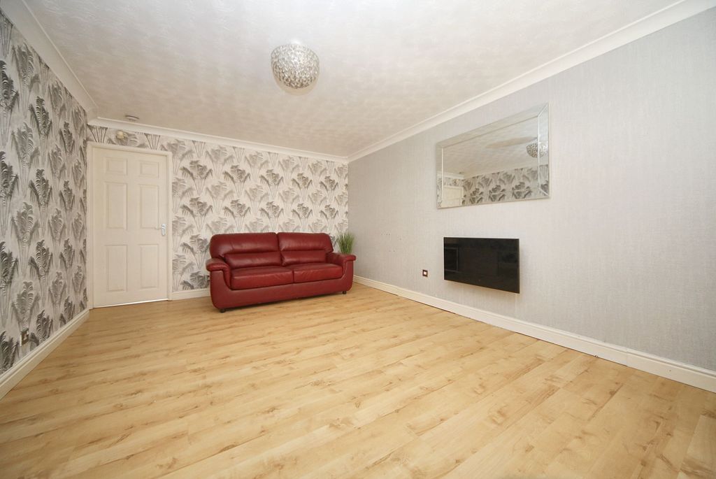 Property photo 2 of 22