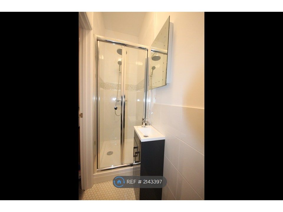 Property photo 3 of 4 Shower Room