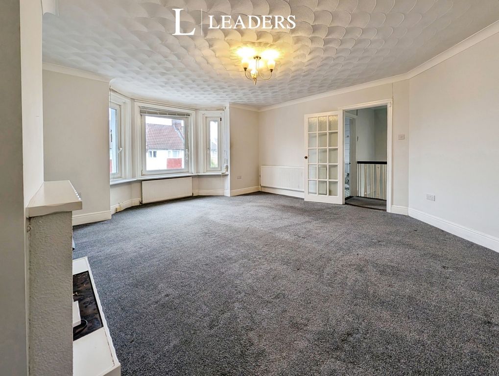 Property photo 3 of 12 Pbox-Img.Jpg