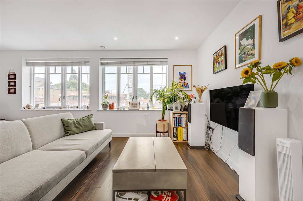 Property photo 2 of 13 Picture No. 07