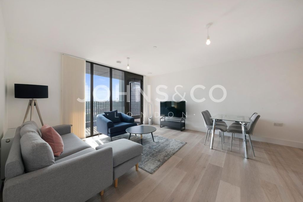 Property photo 3 of 14