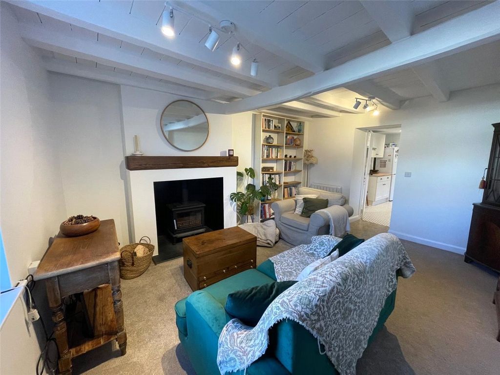 Property photo 2 of 13 Picture 2