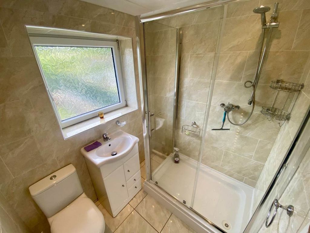 Property photo 1 of 20 909025B9-7612-4981-A5A4-Faf5043478F5