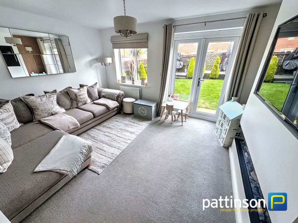 Property photo 3 of 14