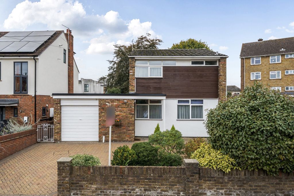 Property photo 1 of 24 5-1371998-23-68F8...