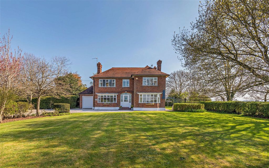 Property photo 1 of 31 External