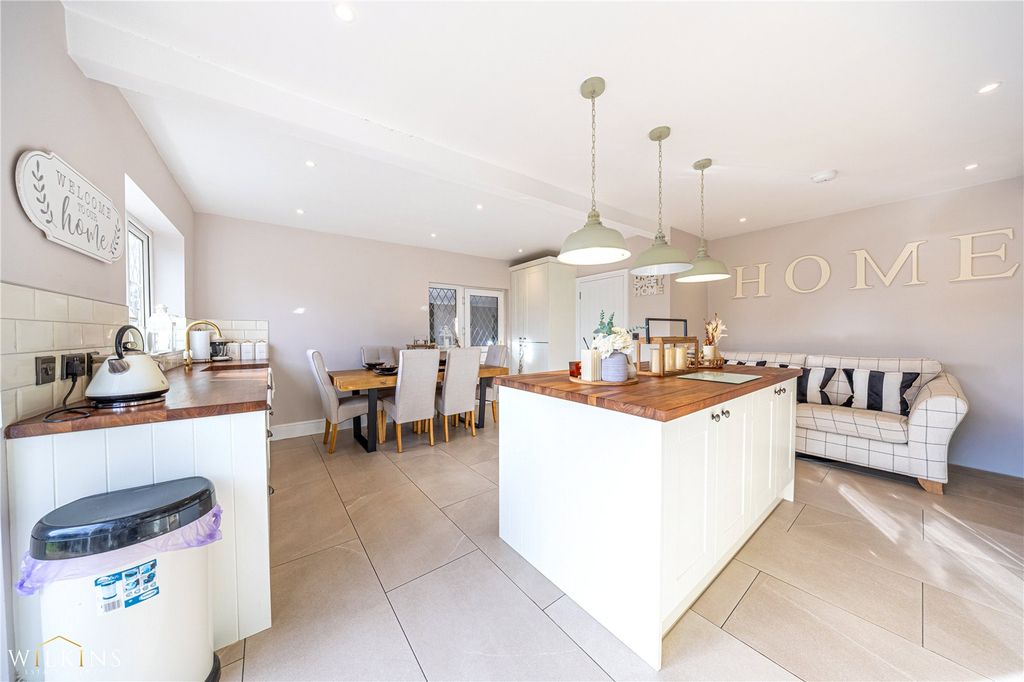 Property photo 3 of 29 Picture No. 08