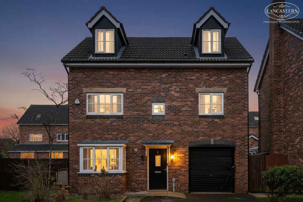 Property photo 1 of 22