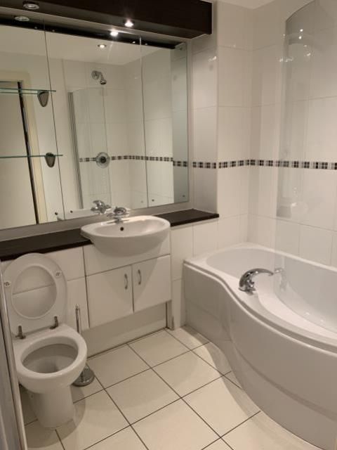 Property photo 3 of 4 Bathroom