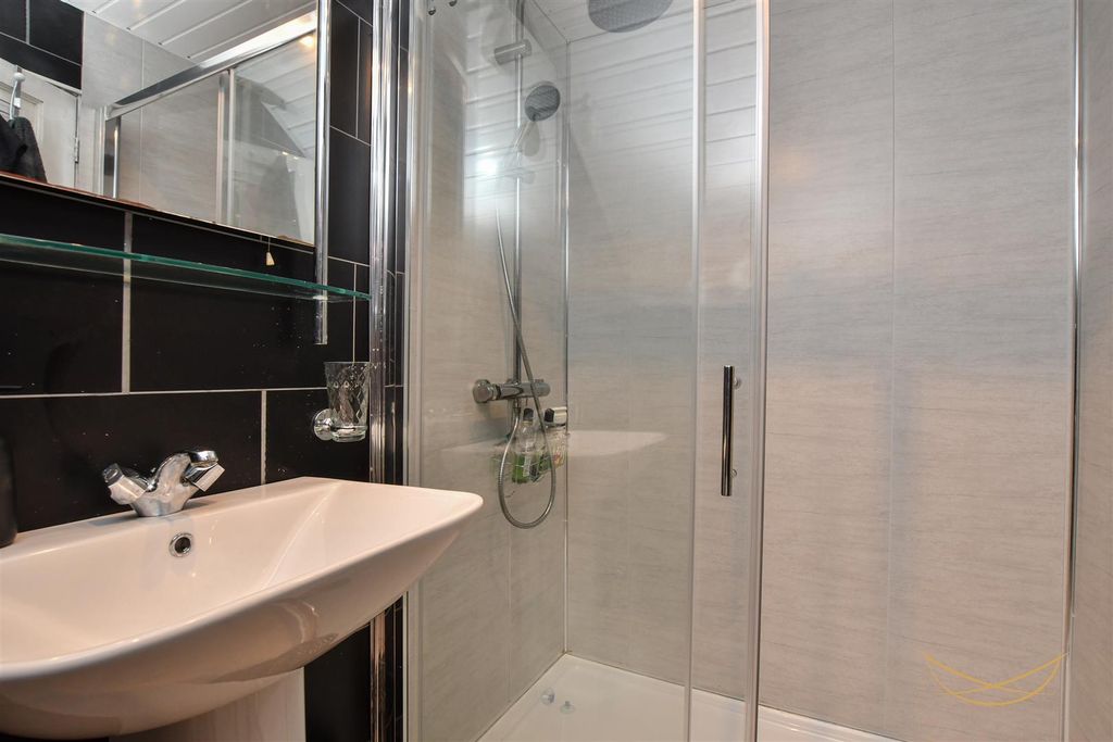 Additional image 30 of 4 bed semi-detached house for saleStation Road, Greenisland BT38