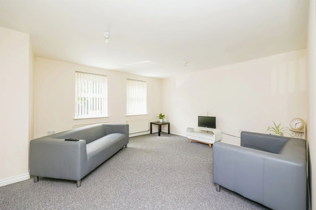 Additional image 9 of 2 bed flat for salePalmerston Road, Ilkeston DE7