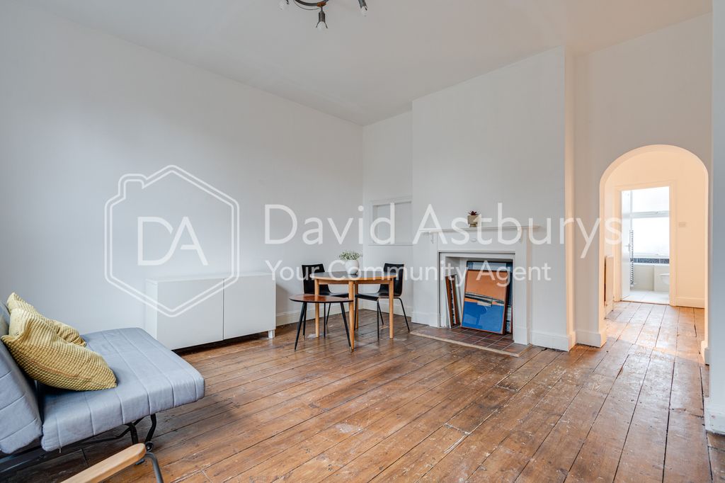 Property photo 3 of 11 Finchleyroad-3