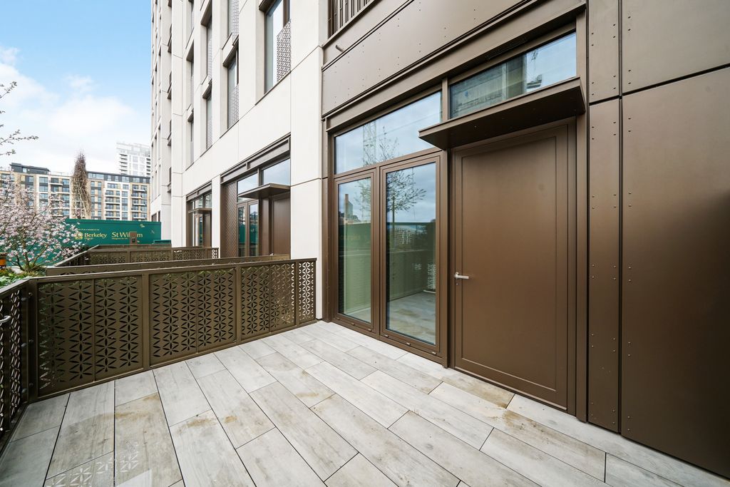 Property photo 3 of 8