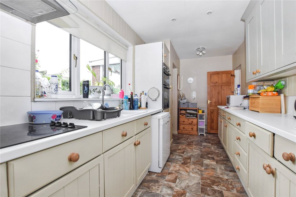 Property photo 2 of 24 Picture No. 09