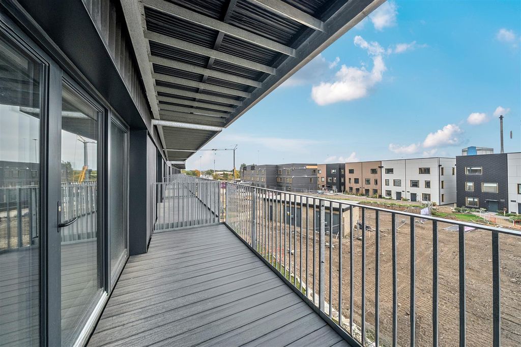 Property photo 2 of 11 1369192-9-68ee5Ed523Fa3.Jpg