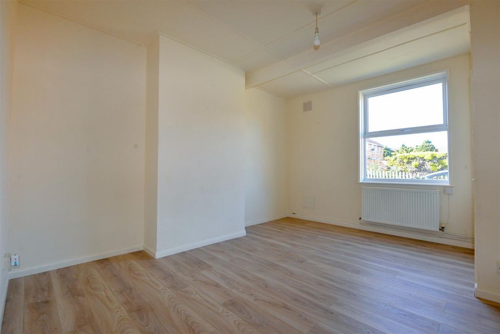 Property photo 2 of 19 Living Room 1.Jpg