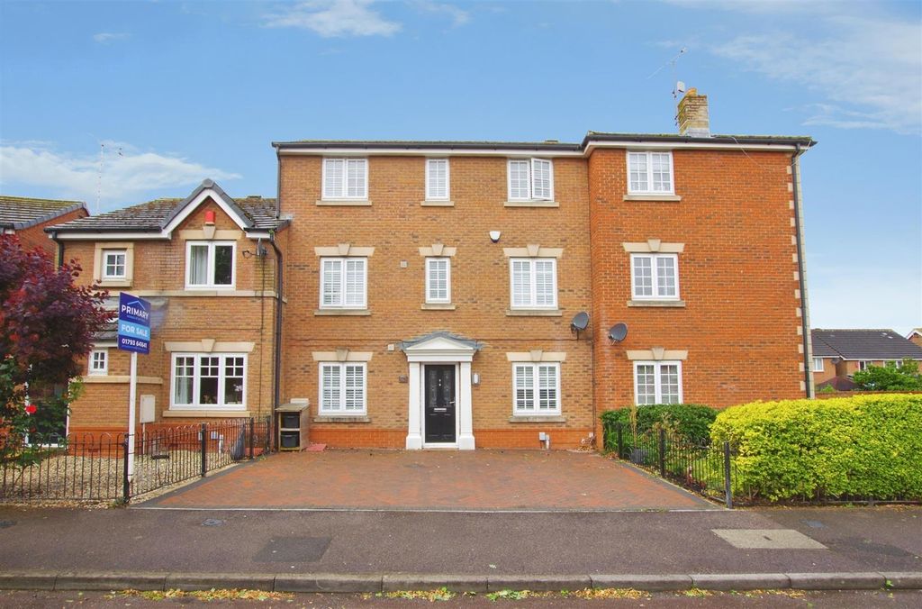Property photo 1 of 20