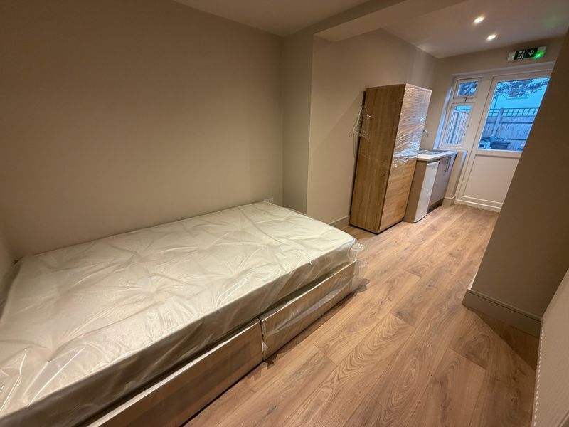 Property photo 1 of 3 Photo 5