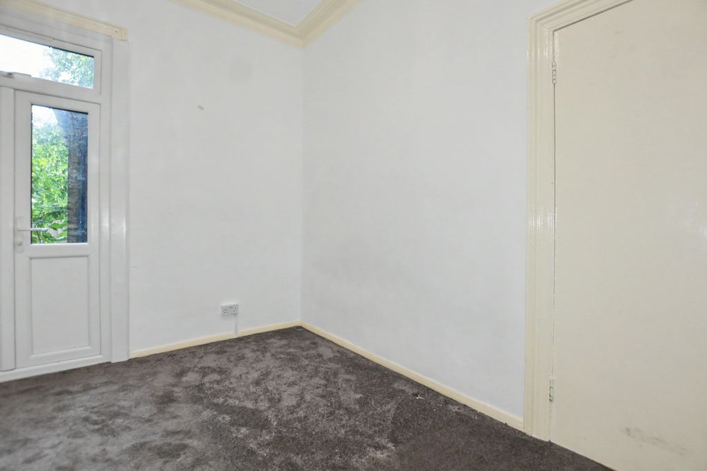 Property photo 3 of 14 Ground Floor Flat, 20 Longhurst Road, Hither Green, London, Se13 5Lp