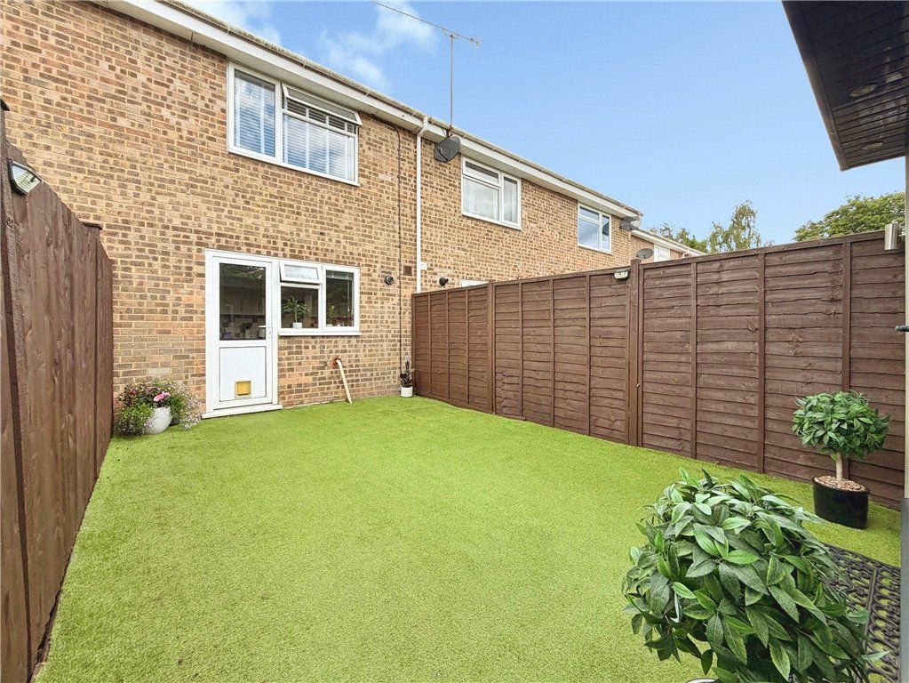 Property photo 2 of 15 Picture No. 12
