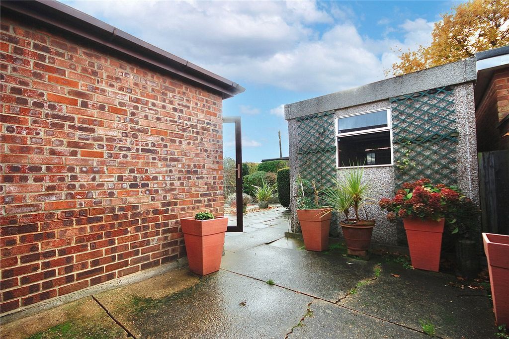 Property photo 2 of 16 Picture No. 04