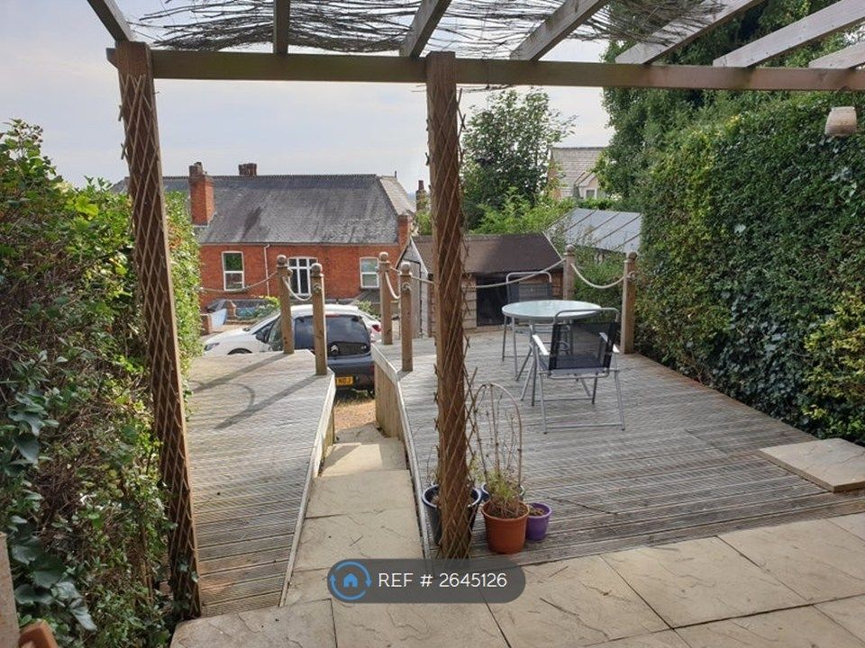 Property photo 2 of 9