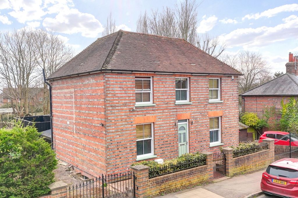 Property photo 1 of 45
