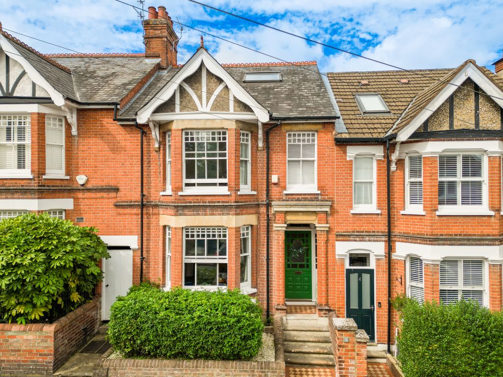 Property photo 1 of 25 North Road, Berkhamsted