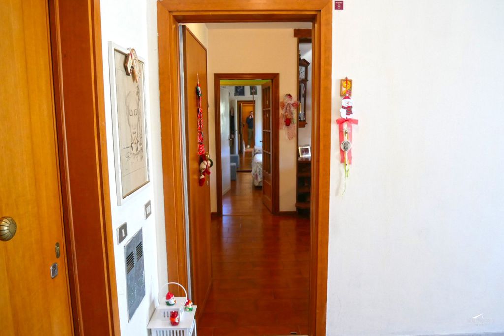 Property photo 3 of 29