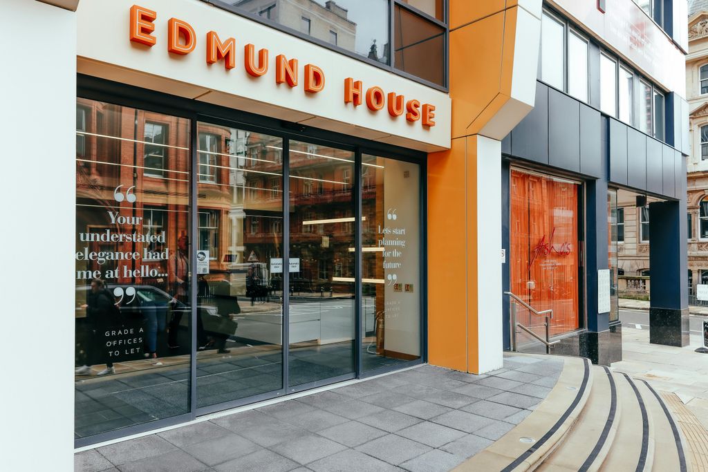 Property photo 1 of 10 1 Edmund House Newhall Street  External Ground.Jpg