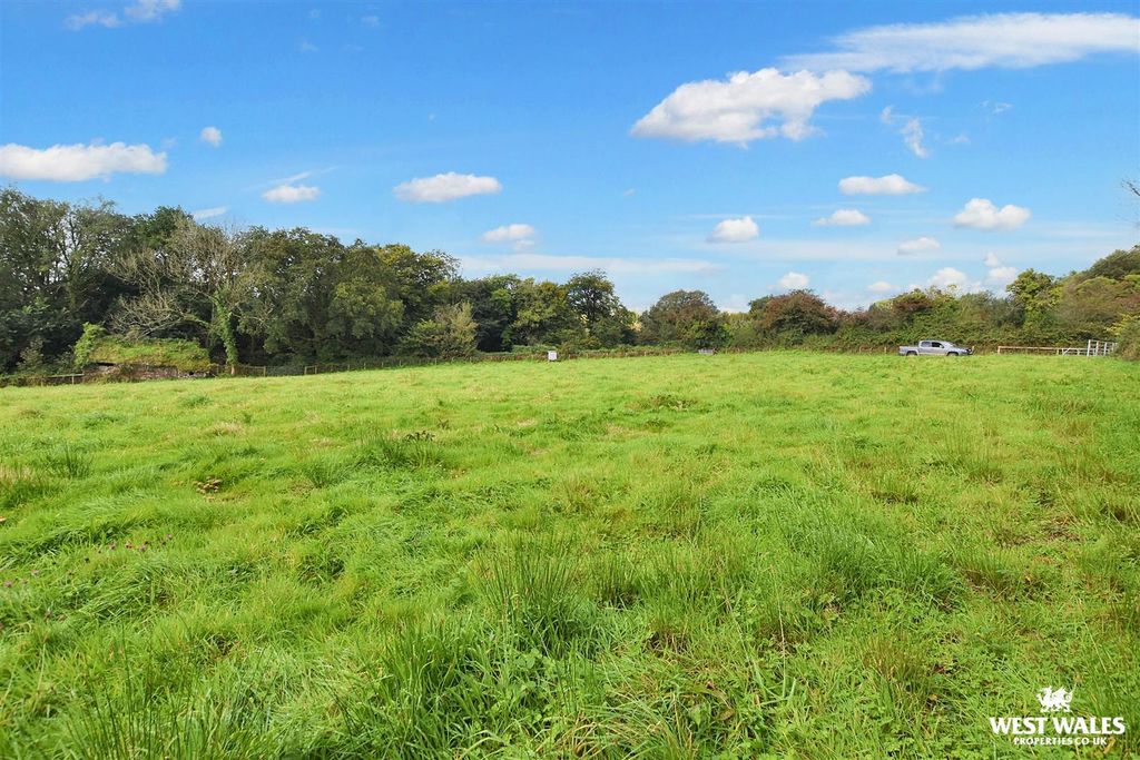 Property photo 1 of 11 8 (91).Jpg