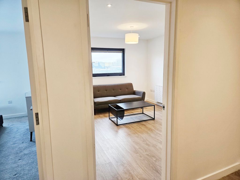Property photo 2 of 24